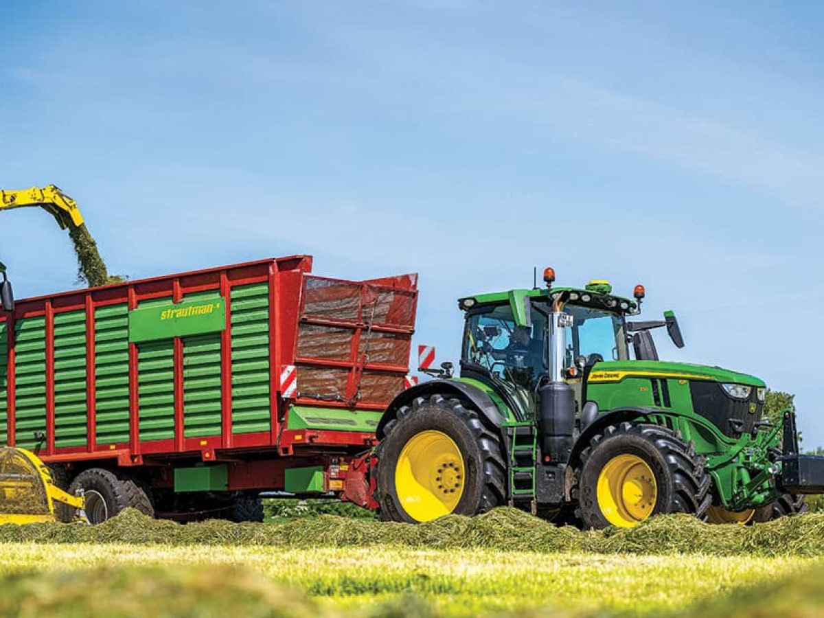 To διαχρονικό best-seller John Deere 6250R ωριμάζει σαν καλό κρασί