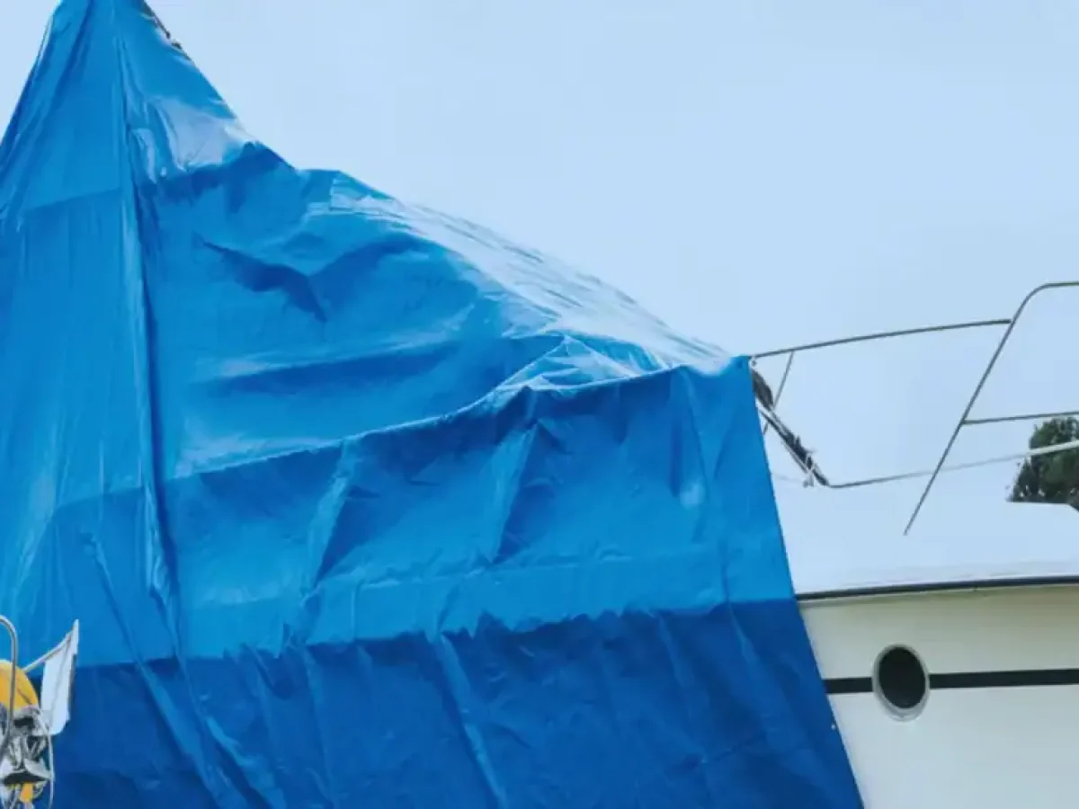 Αδιάβροχοι μουσαμάδες: Πόσο κοστίζουν και τι επηρεάζει την τιμή