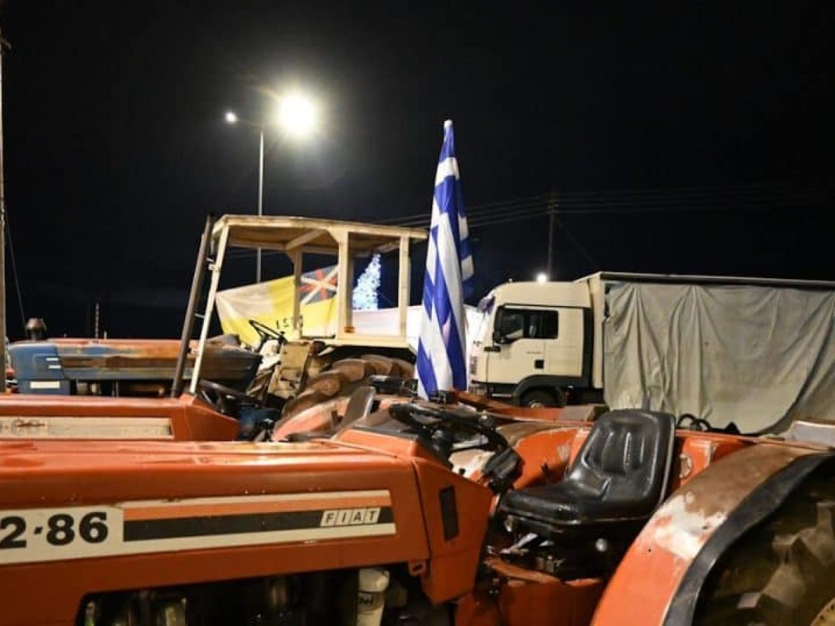 Μπλόκα αγροτών: «Εκεχειρία» για τις γιορτές και μετά πάλι αποκλεισμοί δρόμων – Με χαμηλές ταχύτητες η έξοδος των Χριστουγ