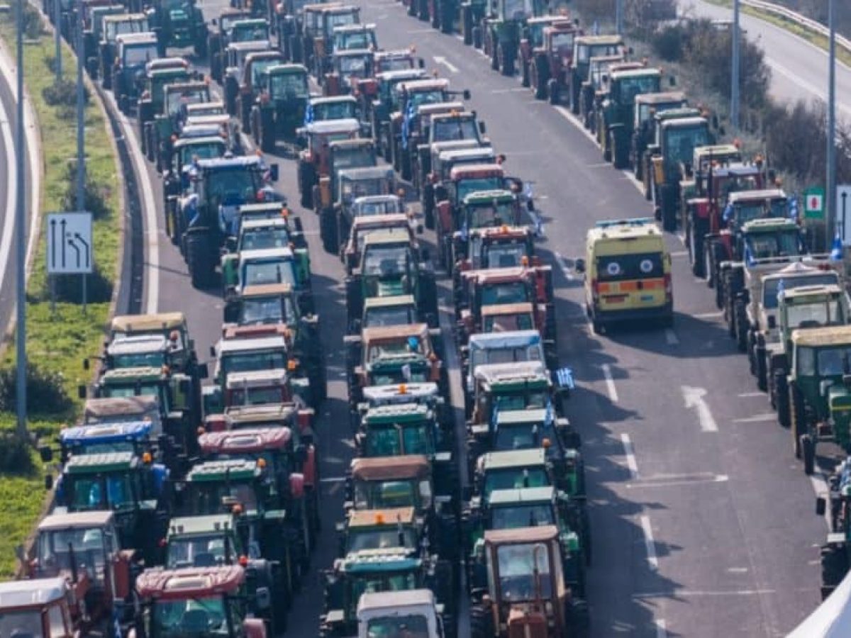 Χριστούγεννα στα μπλόκα για τους αγρότες: Νέα πανελλαδική σύσκεψη την Κυριακή για να εντείνουν τις δράσεις τους