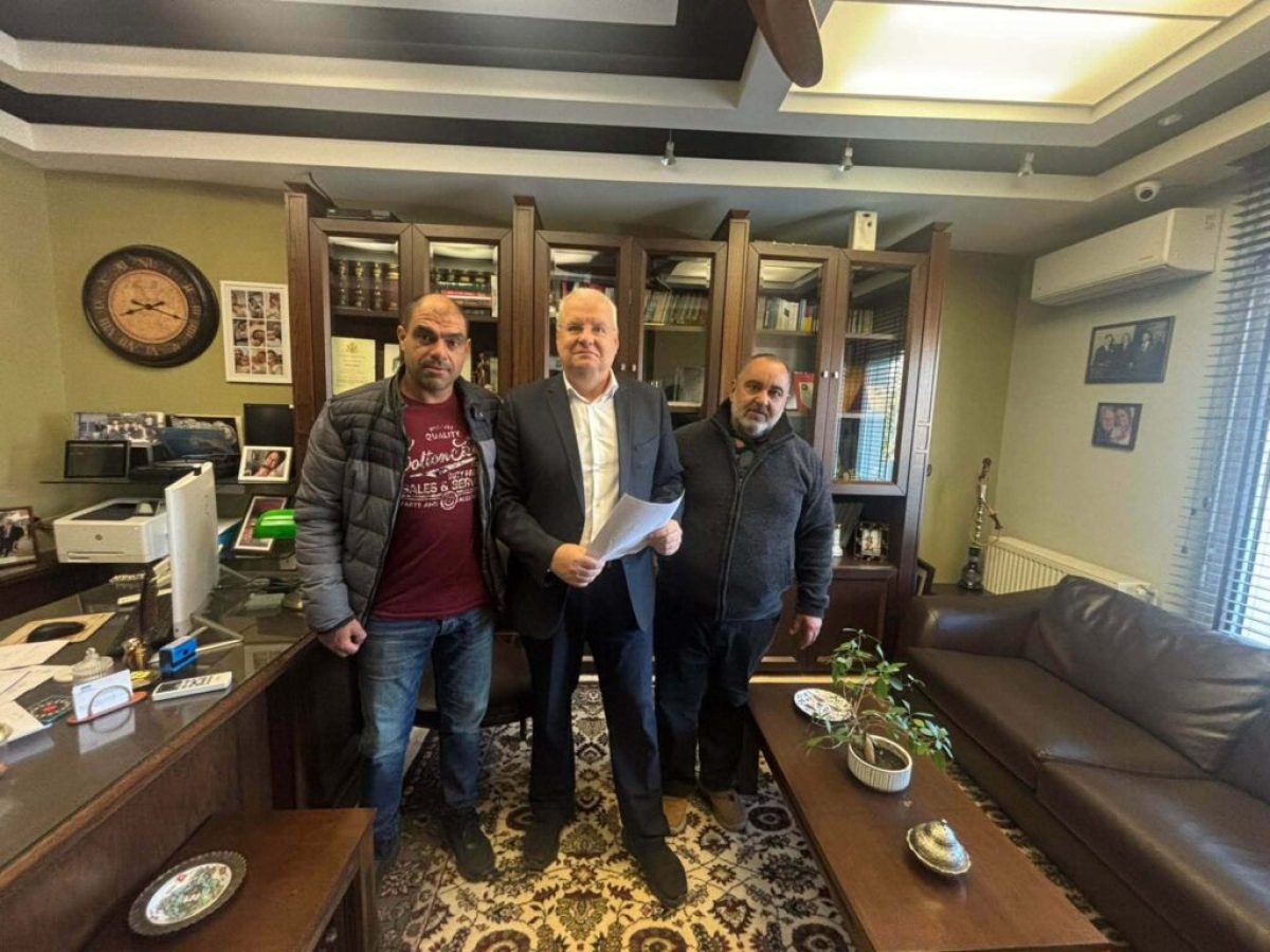 Εκπρόσωποι των κτηνοτρόφων της Ροδόπης στο γραφείο του Ιλχάν Αχμέτ