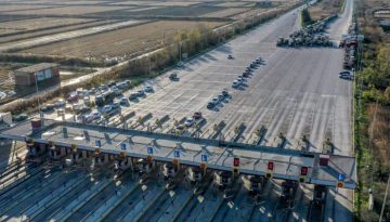 Οι αγρότες κλείνουν στις 12 το ρεύμα προς Αθήνα στο μπλόκο των Μαλγάρων – Κινητοποιήσεις σε Νίκαια και Χαλκίδα