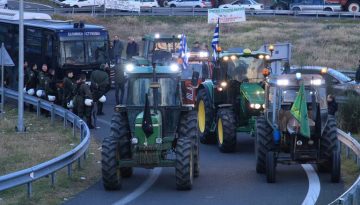 Μηχανοκίνητη πορεία σήμερα Τρίτη στα Τρίκαλα με τρακτέρ