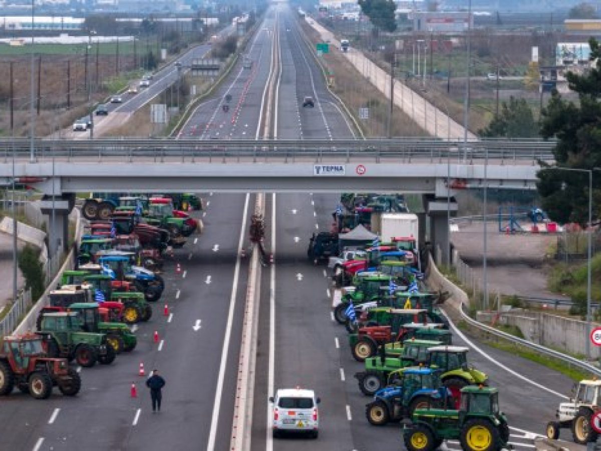 Νέα Αριστερά: Οι αγρότες ανοίγουν τους δρόμους, Μητσοτάκης και Χρυσοχοΐδης κάνουν καψόνι στους πολίτες