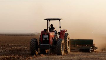 ΟΠΕΚΕΠΕ: Διευκρινίσεις για τις ενστάσεις στα αγροτεμάχια χωρίς ΚΑΕΚ και για το Μέτρο 23