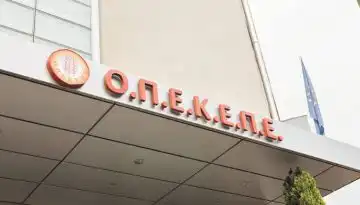 &Sigma;&kappa;ά&nu;&delta;&alpha;&lambda;&omicron; &Omicron;&Pi;&Epsilon;&Kappa;&Epsilon;&Pi;&Epsilon;: &Gamma;&iota;&alpha;&tau;ί &eta; &Kappa;&omicron;&mu;&iota;&sigma;&iota;ό&nu; &alpha;&pi;έ&rho;&rho;&iota;&psi;&epsilon; &tau;&omicron; &sigma;&chi;έ&delta;&iota;&omicron; &epsilon;&xi;&upsilon;&gamma;ί&alpha;&nu;&sigma;&eta;&sigmaf; &tau;&omicron;&upsilon; &Iota;&omicron;&upsilon;&nu;ί&omicron;&upsilon; 2025 &omega;&sigmaf; &laquo;&alpha;&pi;&alpha;&rho;ά&delta;&epsilon;&kappa;&tau;&omicron;&nu;&raquo;