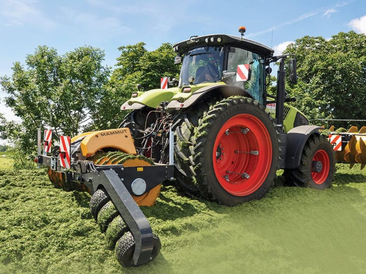 Τα Claas Axion 870 CMatic ανταποκρίνονται με άνεση σε κάθε εφαρμογή