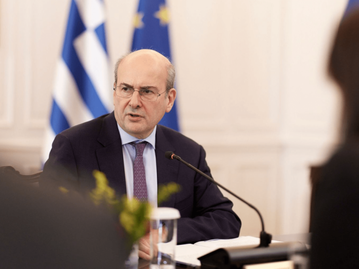 &Alpha;&gamma;&rho;ό&tau;&epsilon;&sigmaf;: &Nu;έ&alpha; &epsilon;&pi;ί&theta;&epsilon;&sigma;&eta; &tau;&eta;&sigmaf; &kappa;&upsilon;&beta;έ&rho;&nu;&eta;&sigma;&eta;&sigmaf; &sigma;&tau;&alpha; &mu;&pi;&lambda;ό&kappa;&alpha; &ndash; &laquo;&Delta;&epsilon;&nu; έ&chi;&omicron;&upsilon;&nu; &delta;&iota;&kappa;&alpha;&iota;&omicron;&lambda;&omicron;&gamma;ί&alpha; &nu;&alpha; &mu;&eta;&nu; &pi;&rho;&omicron;&sigma;έ&rho;&chi;&omicron;&nu;&tau;&alpha;&iota; &sigma;&epsilon; &delta;&iota;ά&lambda;&omicron;&gamma;&omicron;&raquo;
