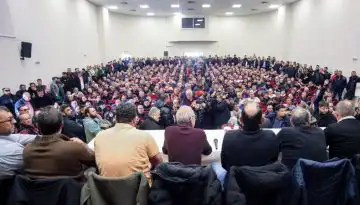 &Alpha;&gamma;&rho;ό&tau;&epsilon;&sigmaf;: &Sigma;&epsilon; &epsilon;&xi;έ&lambda;&iota;&xi;&eta; &eta; &pi;&alpha;&nu;&epsilon;&lambda;&lambda;&alpha;&delta;&iota;&kappa;ή &sigma;ύ&sigma;&kappa;&epsilon;&psi;&eta; &sigma;&tau;&eta; &Nu;ί&kappa;&alpha;&iota;&alpha; &gamma;&iota;&alpha; &tau;&eta; &sigma;&upsilon;&nu;ά&nu;&tau;&eta;&sigma;&eta; &mu;&epsilon; &Mu;&eta;&tau;&sigma;&omicron;&tau;ά&kappa;&eta;