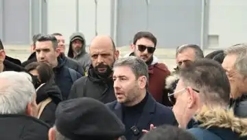 &Alpha;&nu;&delta;&rho;&omicron;&upsilon;&lambda;ά&kappa;&eta;&sigmaf; &gamma;&iota;&alpha; &rho;&alpha;&nu;&tau;&epsilon;&beta;&omicron;ύ &Mu;&eta;&tau;&sigma;&omicron;&tau;ά&kappa;&eta; &mu;&epsilon; &alpha;&gamma;&rho;ό&tau;&epsilon;&sigmaf;: &Tau;&omicron; &theta;έ&mu;&alpha; &alpha;&upsilon;&tau;ό &delta;&epsilon;&nu; &epsilon;ί&nu;&alpha;&iota; &sigma;&tau;&alpha; &chi;έ&rho;&iota;&alpha; &mu;&alpha;&sigmaf;, έ&chi;&omicron;&upsilon;&mu;&epsilon; &tau;&iota;&sigmaf; &delta;&iota;&kappa;έ&sigmaf; &mu;&alpha;&sigmaf; &pi;&rho;&omicron;&tau;ά&sigma;&epsilon;&iota;&sigmaf;