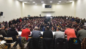 &Alpha;&nu;&tau;ί&sigma;&tau;&rho;&omicron;&phi;&eta; &mu;έ&tau;&rho;&eta;&sigma;&eta; &gamma;&iota;&alpha; &tau;&eta; &sigma;&upsilon;&nu;ά&nu;&tau;&eta;&sigma;&eta; &sigma;&tau;&omicron; &Mu;&alpha;&xi;ί&mu;&omicron;&upsilon;: &Mu;&epsilon; &delta;ύ&omicron; &epsilon;&pi;&iota;&tau;&rho;&omicron;&pi;έ&sigmaf; &kappa;&alpha;&iota; &chi;&omega;&rho;ί&sigmaf; &tau;&rho;&alpha;&kappa;&tau;έ&rho; &omicron;&iota; &alpha;&gamma;&rho;ό&tau;&epsilon;&sigmaf;