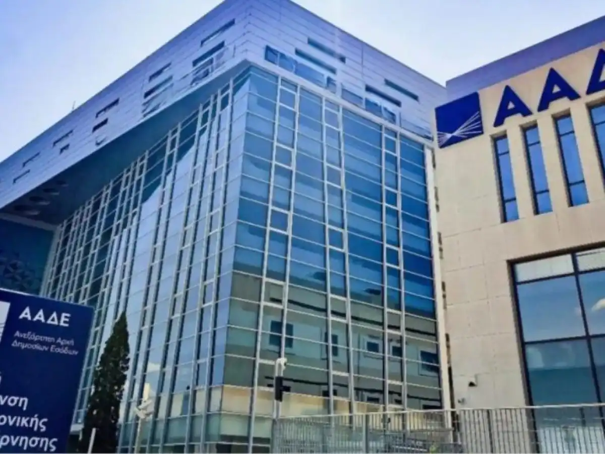 &Alpha;&pi;ό &tau;&eta;&nu; &alpha;&gamma;&rho;&omicron;&tau;&iota;&kappa;ή &pi;&alpha;&rho;&alpha;&gamma;&omega;&gamma;ή &sigma;&tau;&eta; &phi;&omicron;&rho;&omicron;&lambda;&omicron;&gamma;&iota;&kappa;ή &epsilon;&pi;&iota;&tau;ή&rho;&eta;&sigma;&eta;: &omicron; &lambda;ά&theta;&omicron;&sigmaf; &delta;&rho;ό&mu;&omicron;&sigmaf; &tau;&eta;&sigmaf; &alpha;&gamma;&rho;&omicron;&tau;&iota;&kappa;ή&sigmaf; &alpha;&nu;ά&pi;&tau;&upsilon;&xi;&eta;&sigmaf;