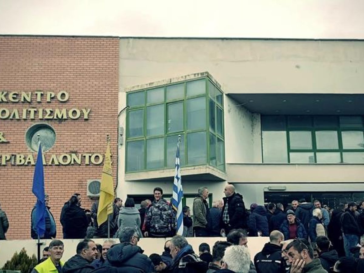 Greece enters a new phase of farmer mobilization roadblocks replace warnings