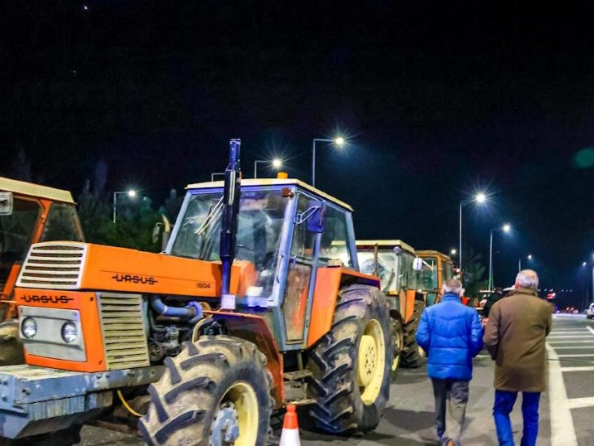 Μπλόκα αγροτών: Νέες κυκλοφοριακές ρυθμίσεις στην εθνική οδό σε Φθιώτιδα και Βοιωτία – Ποια σημεία είναι κλειστά