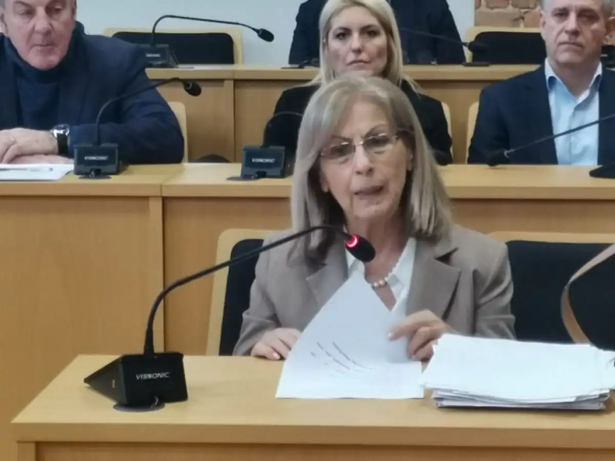 &Chi;ά&theta;&eta;&kappa;&epsilon; &tau;&omicron; 8% &tau;&omicron;&upsilon; &zeta;&omega;&iota;&kappa;&omicron;ύ &kappa;&epsilon;&phi;&alpha;&lambda;&alpha;ί&omicron;&upsilon; &tau;&eta;&sigmaf; &Kappa;&epsilon;&nu;&tau;&rho;&iota;&kappa;ή&sigmaf; &Mu;&alpha;&kappa;&epsilon;&delta;&omicron;&nu;ί&alpha;&sigmaf; &lambda;ό&gamma;&omega; &epsilon;&upsilon;&lambda;&omicron;&gamma;&iota;ά&sigmaf;