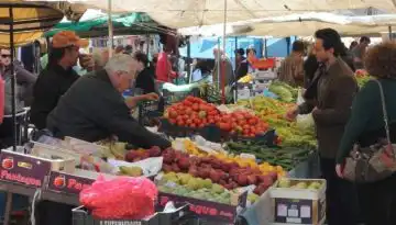 &Delta;. &Mu;&alpha;&kappa;&epsilon;&delta;&omicron;&nu;ί&alpha;: &Alpha;&pi;&epsilon;&rho;&gamma;ί&alpha; &kappa;&alpha;&iota; &sigma;&upsilon;&gamma;&kappa;έ&nu;&tau;&rho;&omega;&sigma;&eta; &delta;&iota;&alpha;&mu;&alpha;&rho;&tau;&upsilon;&rho;ί&alpha;&sigmaf; &tau;&omega;&nu; &pi;&rho;&alpha;&gamma;&omega;&gamma;ώ&nu; &kappa;&alpha;&iota; &epsilon;&mu;&pi;ό&rho;&omega;&nu; &lambda;&alpha;ϊ&kappa;ώ&nu; &alpha;&gamma;&omicron;&rho;ώ&nu;
