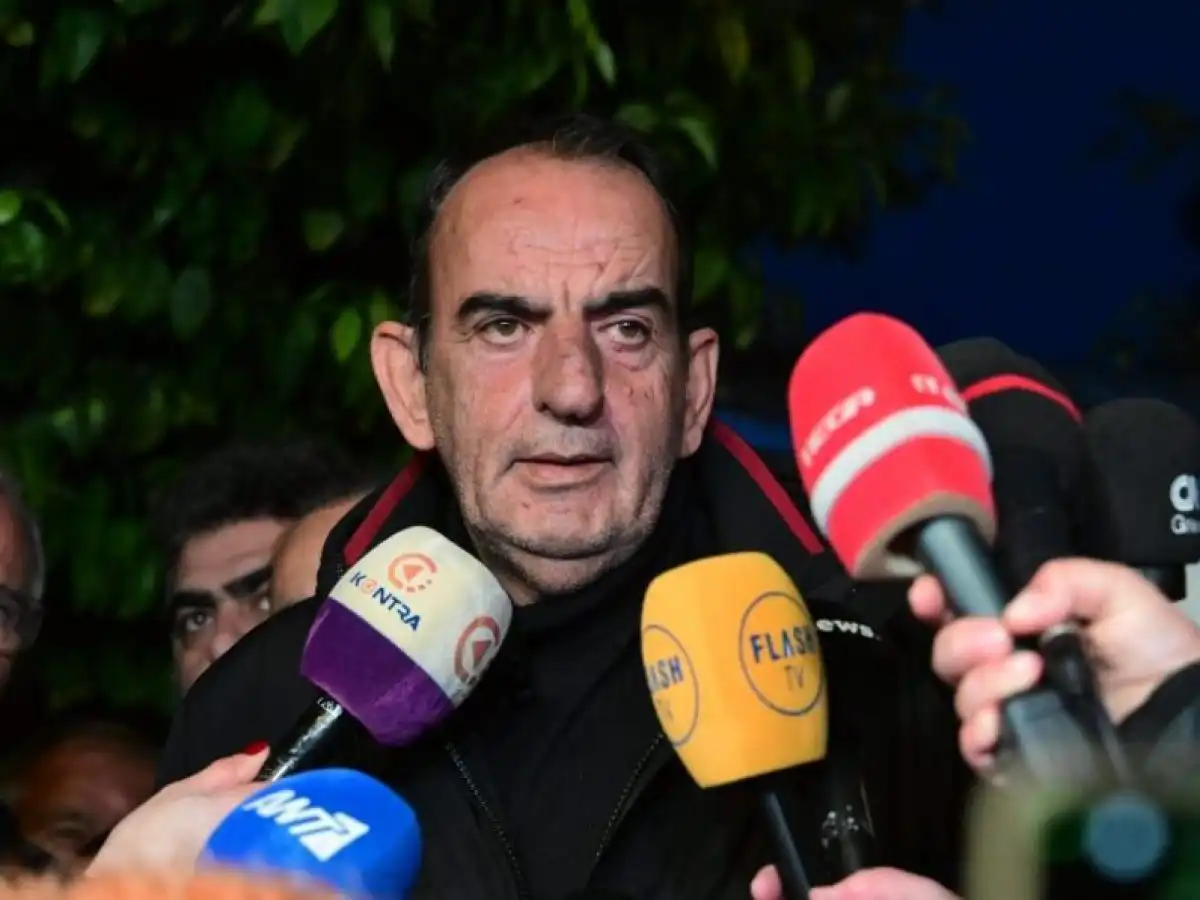 &laquo;&Delta;&epsilon;&nu; &epsilon;ί&mu;&alpha;&sigma;&tau;&epsilon; &iota;&kappa;&alpha;&nu;&omicron;&pi;&omicron;&iota;&eta;&mu;έ&nu;&omicron;&iota;&raquo;, &lambda;έ&nu;&epsilon; &omicron;&iota; &alpha;&gamma;&rho;ό&tau;&epsilon;&sigmaf; &mu;&epsilon;&tau;ά &tau;&eta;&nu; &sigma;&upsilon;&nu;ά&nu;&tau;&eta;&sigma;&eta; &mu;&epsilon; &Mu;&alpha;&xi;ί&mu;&omicron;&upsilon;