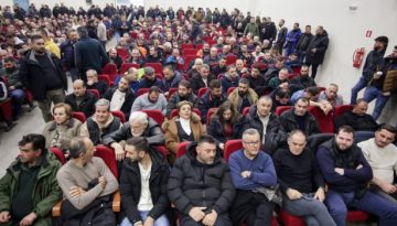 Διάλογο με τα τρακτέρ στα Μπλόκα αποφάσισαν οι αγρότες – Τι δηλώνουν στο in