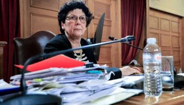 Δήμητρα Χαλικιά: Κατήγγειλε απευθείας αναθέσεις χωρίς έλεγχο στον ΟΠΕΚΕΠΕ – Ποιους εμπλέκει και ποια η κόντρα με την Αποσ