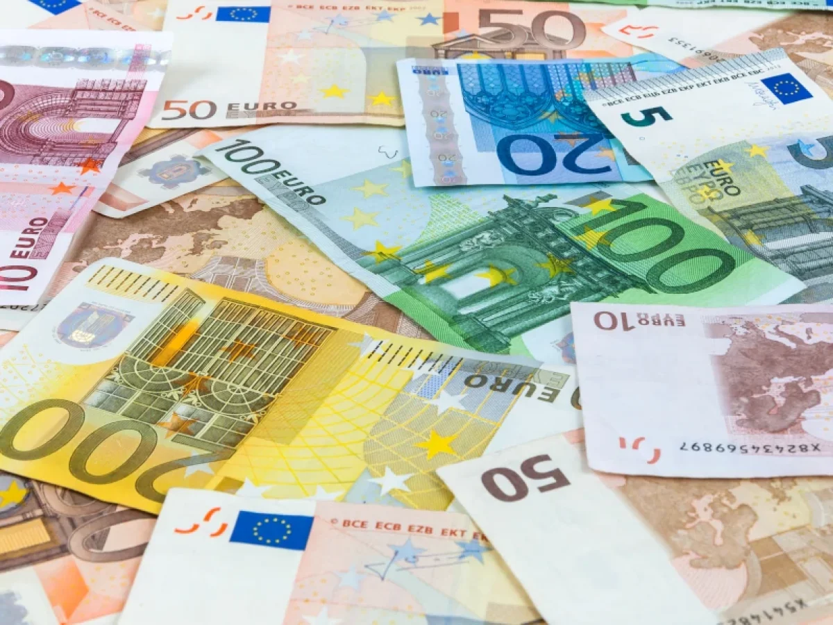 Διπλή διορθωτική πληρωμή τσεκ μέσα στον Ιανουάριο