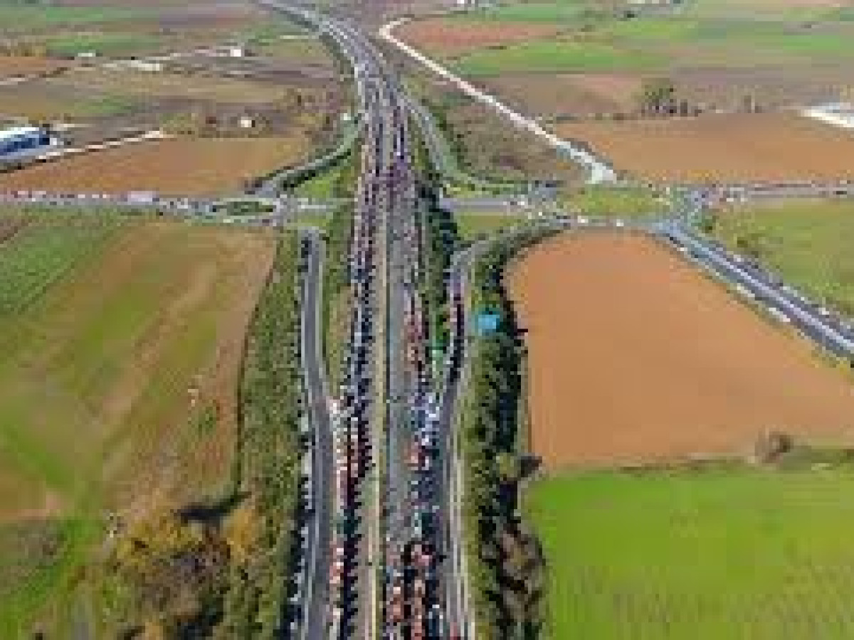 Υποχωρούν οι Καρδιτσιώτες & Τρικαλινοί αγρότες από τα μπλόκα