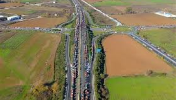 Υποχωρούν οι Καρδιτσιώτες & Τρικαλινοί αγρότες από τα μπλόκα