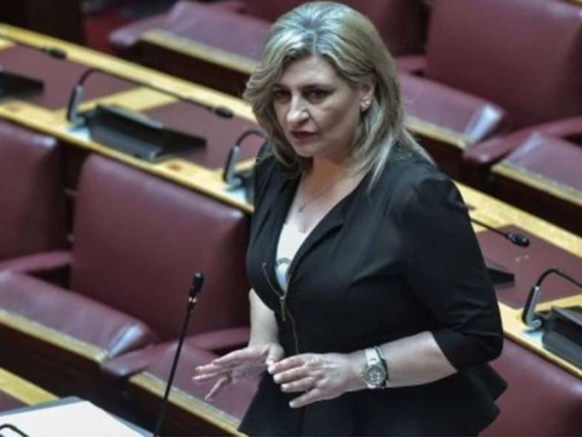 Ε. Λιακούλη : «Αύριο στη Βουλή,  ενώπιον του Υπουργού, όλη  η αλήθεια για το εμβόλιο »