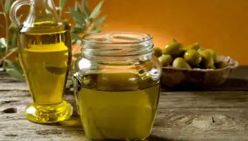 &Epsilon;&lambda;&alpha;&iota;ό&lambda;&alpha;&delta;&omicron;: &Nu;έ&omicron; &tau;&omicron;&pi;ί&omicron; &alpha;&lambda;&lambda;ά &mu;&epsilon; &alpha;&beta;&epsilon;&beta;&alpha;&iota;ό&tau;&eta;&tau;&epsilon;&sigmaf; &ndash; &Pi;ώ&sigmaf; &epsilon;&xi;&epsilon;&lambda;ί&sigma;&sigma;&epsilon;&tau;&alpha;&iota; &pi;&alpha;&rho;&alpha;&gamma;&omega;&gamma;ή &kappa;&alpha;&iota; &tau;&iota;&mu;έ&sigmaf; [&gamma;&rho;&alpha;&phi;ή&mu;&alpha;&tau;&alpha;]