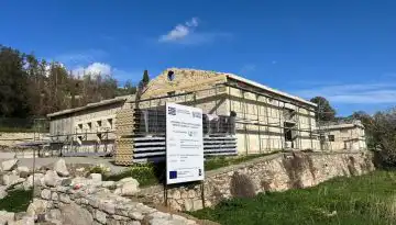 &Epsilon;&Lambda;&Gamma;&Omicron;-&Delta;&Eta;&Mu;&Eta;&Tau;&Rho;&Alpha;: &Eta; &Gamma;&epsilon;&omega;&rho;&gamma;&iota;&kappa;ή &Sigma;&chi;&omicron;&lambda;ή &Mu;&epsilon;&sigma;&alpha;&rho;ά&sigmaf; &xi;&alpha;&nu;&alpha;&zeta;&omega;&nu;&tau;&alpha;&nu;&epsilon;ύ&epsilon;&iota;