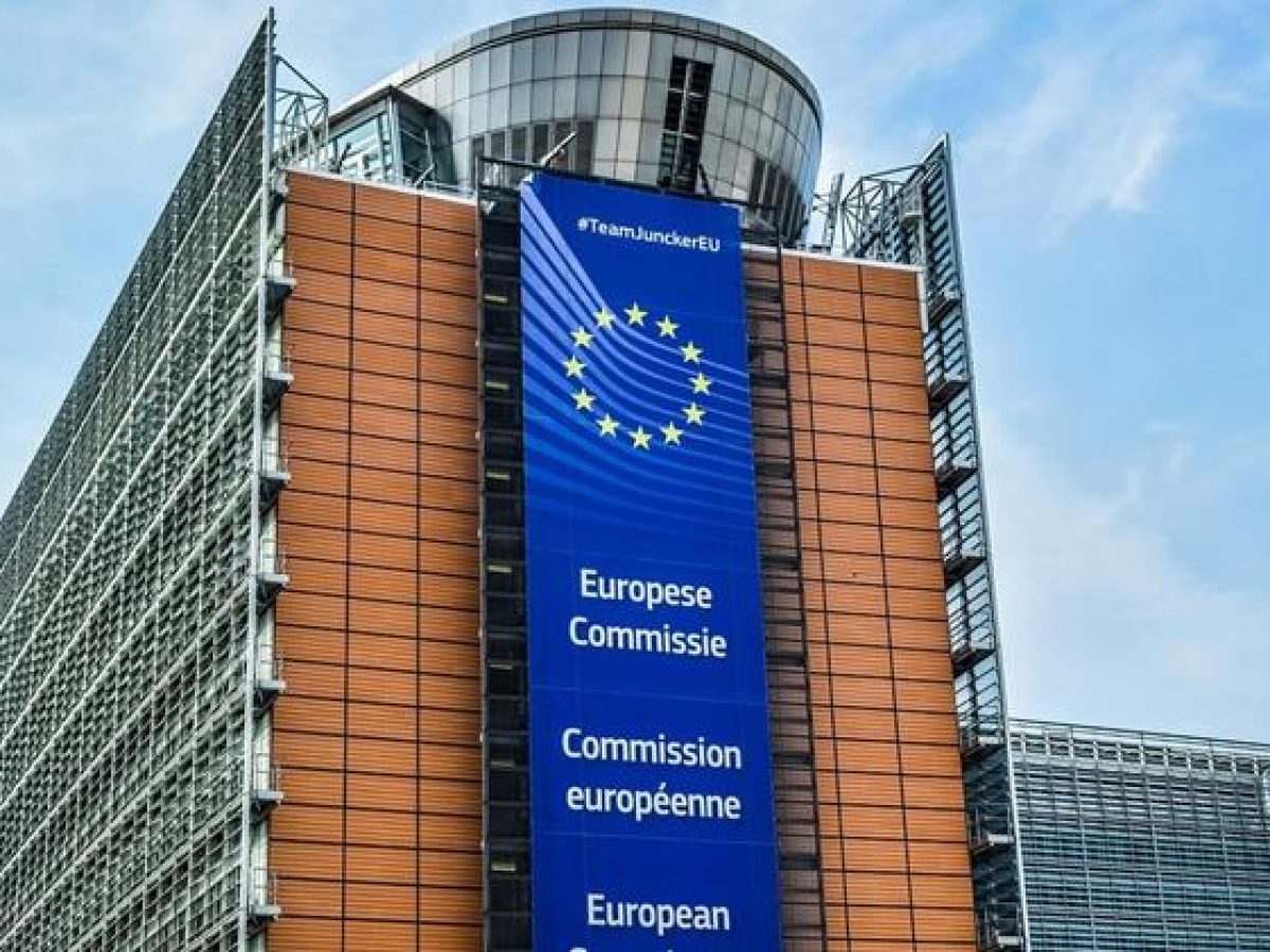 Ευρωπαϊκή Εισαγγελία: Καταδίκες και ομολογίες για απάτη εκατομμυρίων και δωροδοκία στη Νάπολη