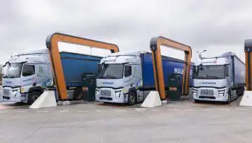 &Eta; Renault Trucks &upsilon;&lambda;&omicron;&pi;&omicron;&iota;&epsilon;ί &tau;&eta;&nu; &eta;&lambda;&epsilon;&kappa;&tau;&rho;&omicron;&kappa;ί&nu;&eta;&sigma;&eta; &tau;&omicron;&upsilon; &epsilon;&phi;&omicron;&delta;&iota;&alpha;&sigma;&tau;&iota;&kappa;&omicron;ύ &delta;&iota;&alpha;&delta;&rho;ό&mu;&omicron;&upsilon; Blainville &ndash; Bourg-en-Bresse &ndash; Lyon