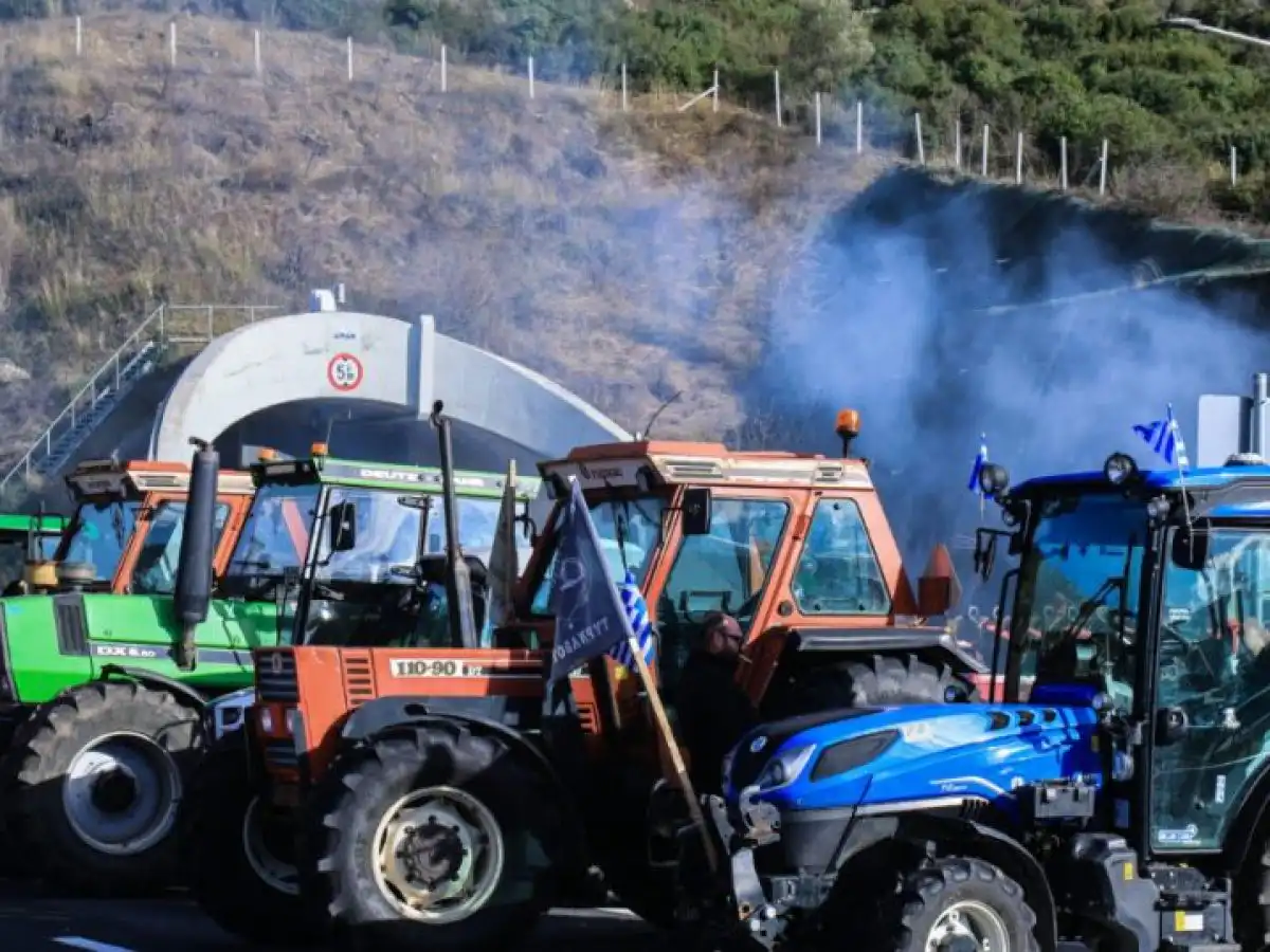 &Omicron;&iota; &alpha;&gamma;&rho;ό&tau;&epsilon;&sigmaf; &alpha;&pi;&omicron;&phi;ά&sigma;&iota;&sigma;&alpha;&nu; &laquo;&nu;&alpha;&iota;&raquo; &sigma;&tau;&omicron; &delta;&iota;ά&lambda;&omicron;&gamma;&omicron; &mu;&epsilon; &tau;&omicron;&nu; &Kappa;&upsilon;&rho;&iota;ά&kappa;&omicron; &Mu;&eta;&tau;&sigma;&omicron;&tau;ά&kappa;&eta; &ndash; &Delta;&epsilon;&nu; &theta;&alpha; &pi;&rho;&alpha;&gamma;&mu;&alpha;&tau;&omicron;&pi;&omicron;&iota;ή&sigma;&omicron;&upsilon;&nu; &sigma;&upsilon;&lambda;&lambda;&alpha;&lambda;&eta;&tau;ή&rho;&iota;&omicron; &sigma;&tau;&omicron; &kappa;έ&nu;&tau;&rho;&omicron; &tau;&eta;&sigmaf; &Alpha;&theta;