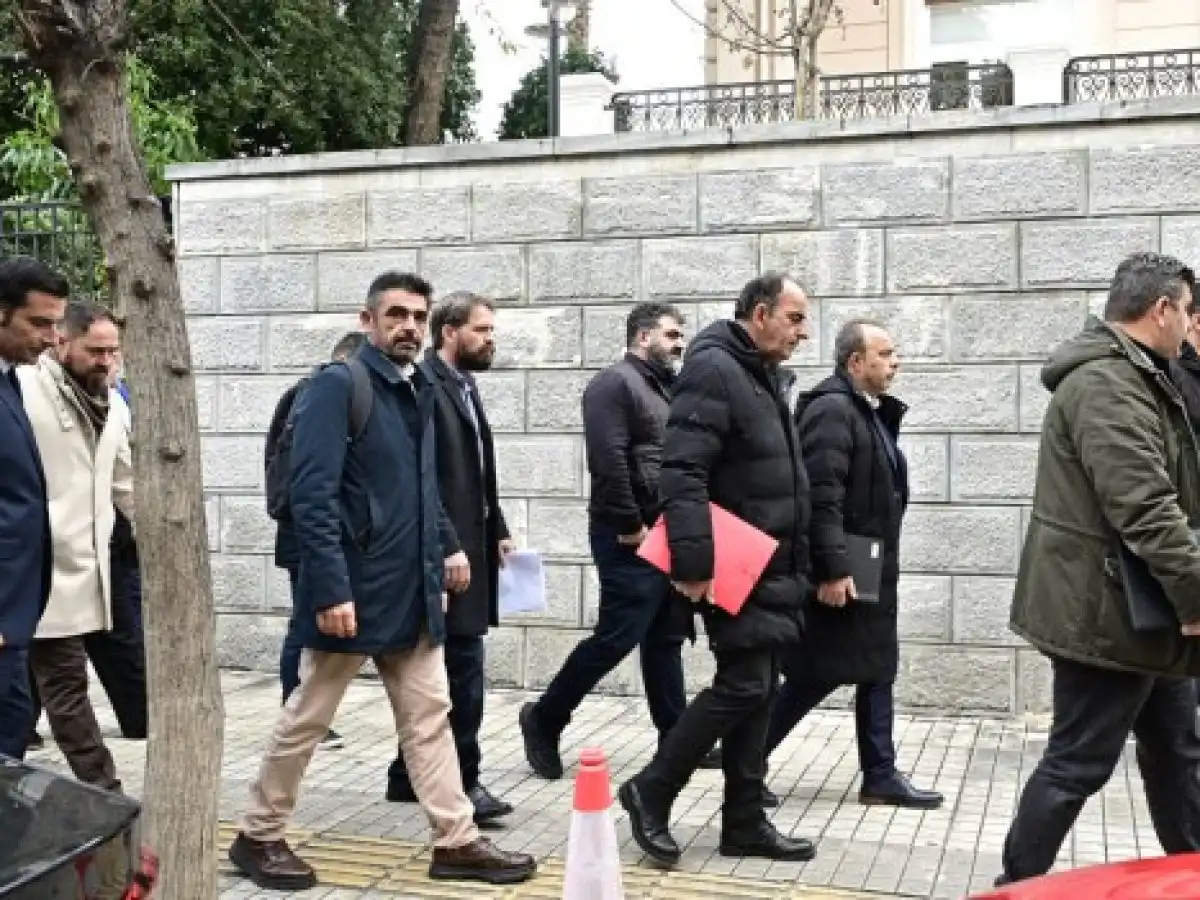 &Eta; &mu;έ&rho;&alpha; &tau;&omega;&nu; &alpha;&pi;&omicron;&phi;ά&sigma;&epsilon;&omega;&nu; &gamma;&iota;&alpha; &tau;&iota;&sigmaf; &alpha;&gamma;&rho;&omicron;&tau;&iota;&kappa;έ&sigmaf; &kappa;&iota;&nu;&eta;&tau;&omicron;&pi;&omicron;&iota;ή&sigma;&epsilon;&iota;&sigmaf; έ&phi;&tau;&alpha;&sigma;&epsilon; &ndash; &Tau;&omicron; &kappa;&lambda;ί&mu;&alpha; &sigma;&tau;&alpha; &mu;&pi;&lambda;ό&kappa;&alpha; &kappa;&alpha;&iota; &eta; &alpha;&gamma;&omega;&nu;ί&alpha; &tau;&omicron;&upsilon; &Mu;&alpha;&xi;ί&mu;&omicron;&upsilon;
