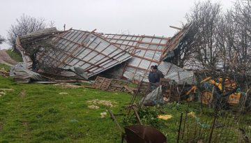 Καταστράφηκε κτηνοτροφική εγκατάσταση από ανεμοστρόβιλο στην Ηλεία
