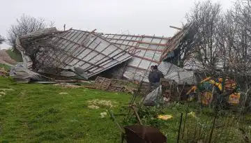 &Kappa;&alpha;&tau;&alpha;&sigma;&tau;&rho;ά&phi;&eta;&kappa;&epsilon; &kappa;&tau;&eta;&nu;&omicron;&tau;&rho;&omicron;&phi;&iota;&kappa;ή &epsilon;&gamma;&kappa;&alpha;&tau;ά&sigma;&tau;&alpha;&sigma;&eta; &alpha;&pi;ό &alpha;&nu;&epsilon;&mu;&omicron;&sigma;&tau;&rho;ό&beta;&iota;&lambda;&omicron; &sigma;&tau;&eta;&nu; &Eta;&lambda;&epsilon;ί&alpha;