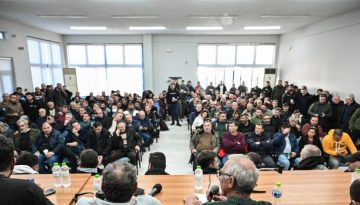 Ναι στον διάλογο με τον πρωθυπουργό είπε η πανελλαδική επιτροπή αγροτών