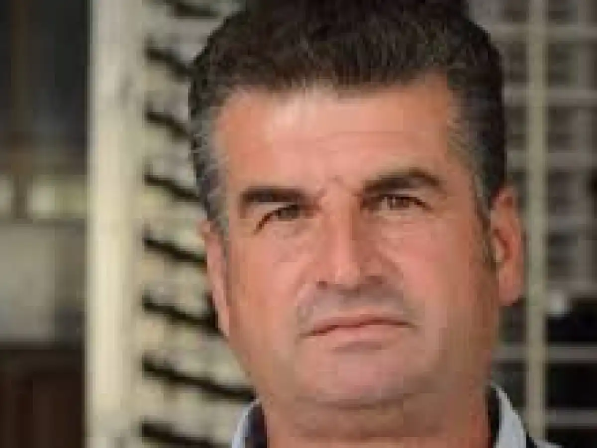 &Nu;έ&alpha; &pi;&upsilon;&rho;ά &kappa;&tau;&eta;&nu;&omicron;&tau;&rho;ό&phi;&omega;&nu; &pi;&rho;&omicron;&sigmaf; &Mu;.&Lambda;&alpha;&zeta;&alpha;&rho;ί&delta;&eta;!