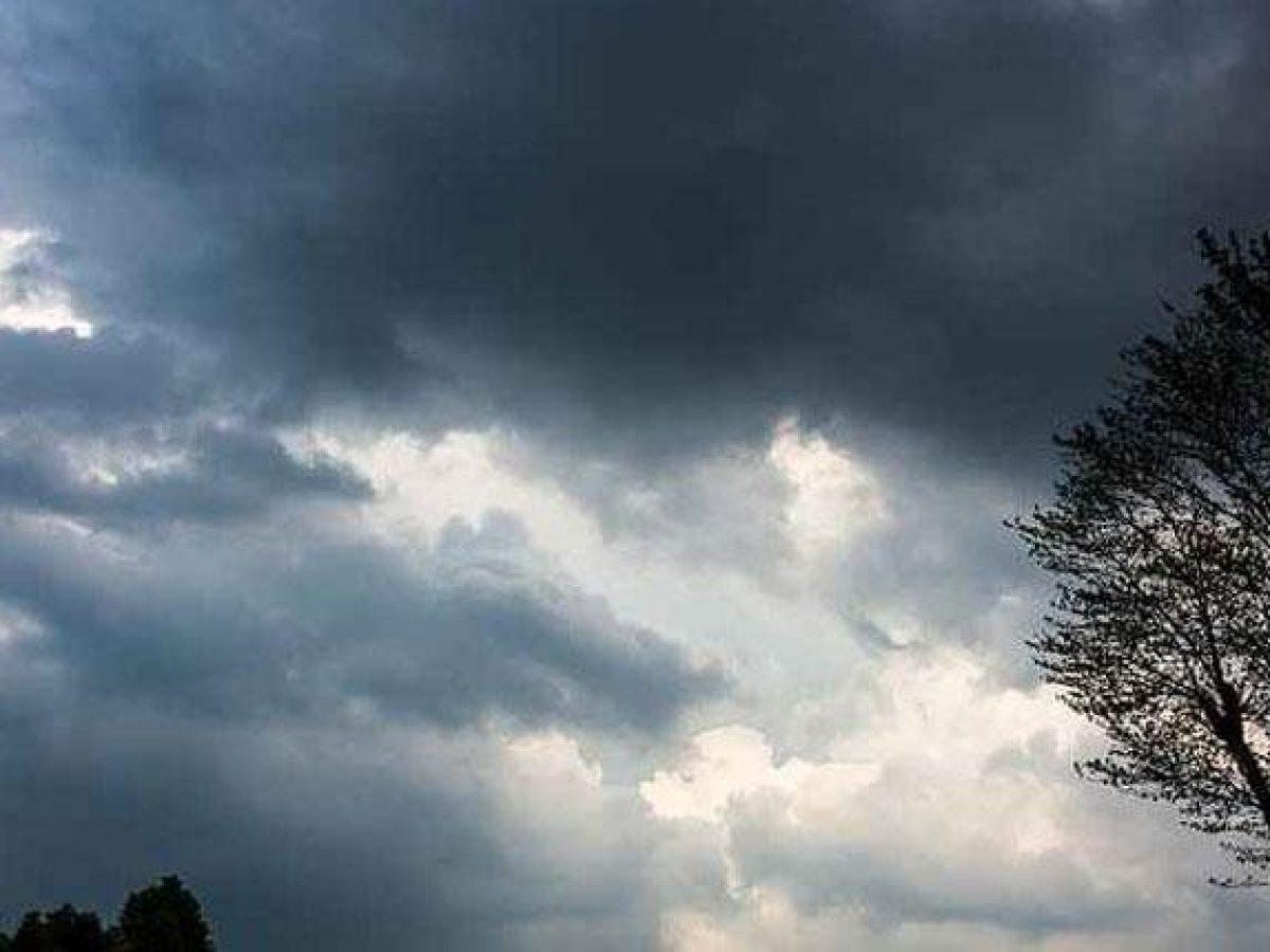 Νεφώσεις, τοπικές βροχές και περαιτέρω πτώση θερμοκρασίας