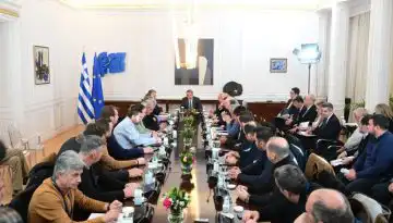 &Pi;&Alpha;&Sigma;&Omicron;&Kappa;: &Omicron; &pi;&rho;&omega;&theta;&upsilon;&pi;&omicron;&upsilon;&rho;&gamma;ό&sigmaf; &pi;&alpha;&rho;&omicron;&upsilon;&sigma;ί&alpha;&sigma;&epsilon; &sigma;&tau;&omicron;&upsilon;&sigmaf; &alpha;&gamma;&rho;ό&tau;&epsilon;&sigmaf; έ&nu;&alpha; έ&omega;&lambda;&omicron; &laquo;success story&raquo; &ndash; &Delta;&epsilon;&nu; ά&kappa;&omicron;&upsilon;&sigma;&alpha;&nu; &lambda;ύ&sigma;&epsilon;&iota;&sigmaf; &alpha;&lambda;&lambda;ά &tau;&iota;&sigmaf; ί&delta;&iota;&epsilon;&sigmaf; &upsilon;&pi;&omicron;&sigma;&chi;έ&sigma;&epsilon;&iota;&sigmaf; &xi;&alpha;