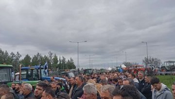 ΠΕΜ: Με το κεφάλι ψηλά μετά από 54 μερόνυχτα στα μπλόκα: «Συνεχίζουμε – θα νικήσουμε»