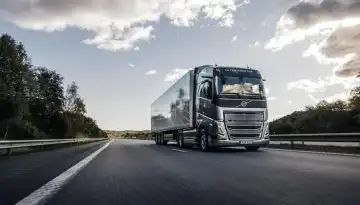 &Pi;έ&nu;&tau;&epsilon; &alpha;&sigma;&tau;έ&rho;&iota;&alpha; &xi;&alpha;&nu;ά &gamma;&iota;&alpha; &tau;&eta; Volvo Trucks &sigma;&tau;&omicron; Euro NCAP
