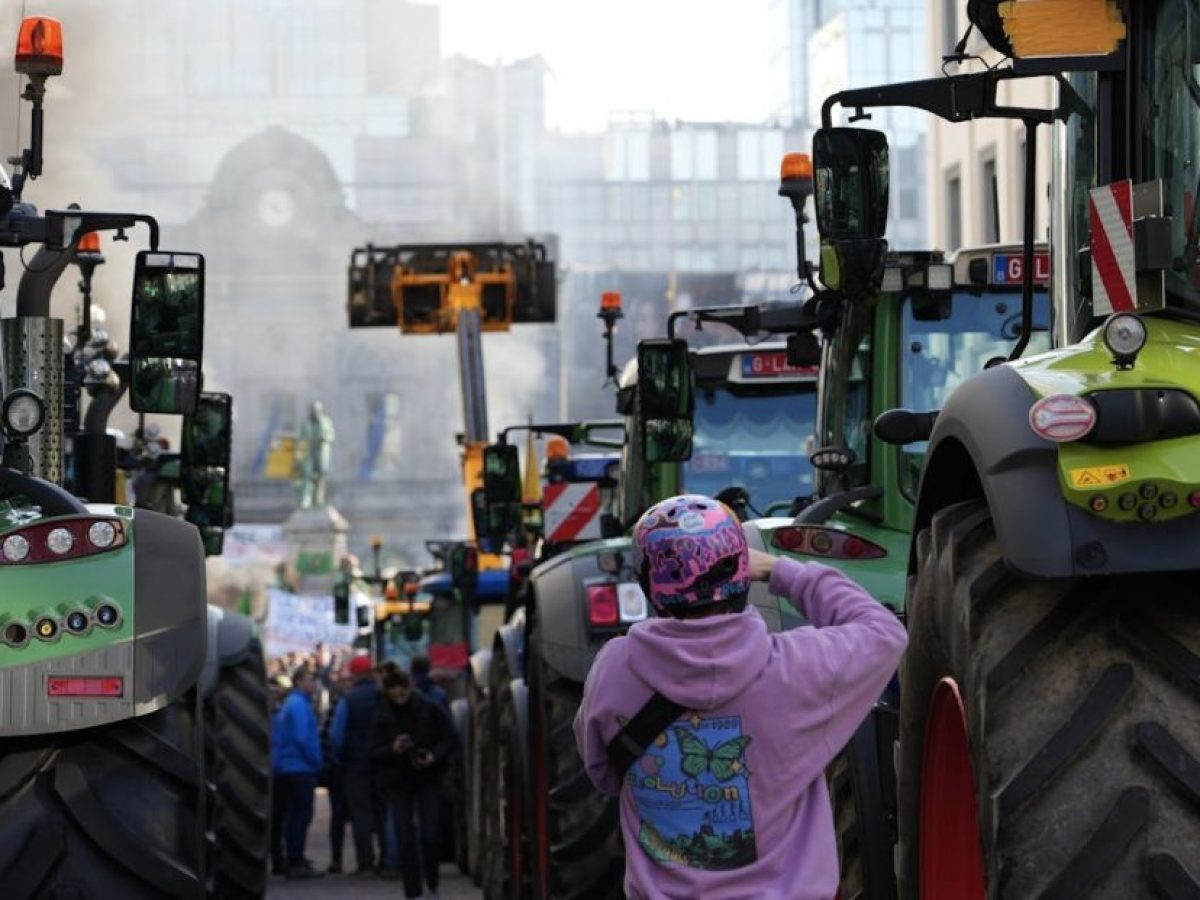 Σαφές μήνυμα της κυβέρνησης για παρέμβαση των Αρχών σε περίπτωση κλιμάκωσης των κινητοποιήσεων