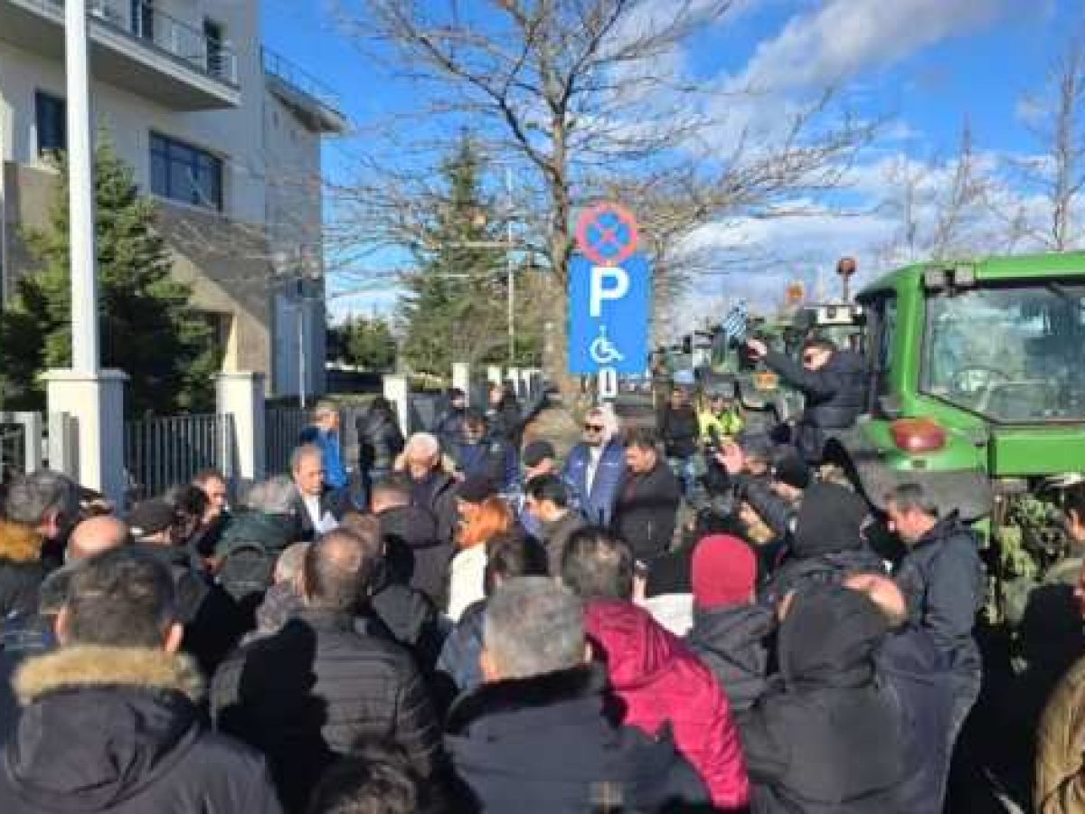 Συνάντηση με τους ανθρώπους των Λαϊκών Αγορών Δυτικής Μακεδονίας είχε σήμερα ο Περιφερειάρχης