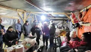 &Sigma;&upsilon;&nu;έ&lambda;&epsilon;&upsilon;&sigma;&eta; &sigma;&tau;&omicron; &mu;&pi;&lambda;ό&kappa;&omicron; &Phi;&iota;&lambda;ώ&tau;&alpha; &sigma;ή&mu;&epsilon;&rho;&alpha; &ndash; &Alpha;&pi;&omicron;&phi;ά&sigma;&epsilon;&iota;&sigmaf; &mu;&epsilon;&tau;ά &tau;&eta; &sigma;&upsilon;&nu;ά&nu;&tau;&eta;&sigma;&eta; &mu;&epsilon; &Mu;&eta;&tau;&sigma;&omicron;&tau;ά&kappa;&eta;