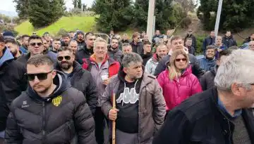 &Sigma;&tau;&alpha; &laquo;&kappa;ά&gamma;&kappa;&epsilon;&lambda;&alpha;&raquo; &beta;&rho;ί&sigma;&kappa;&omicron;&nu;&tau;&alpha;&iota; &omicron;&iota; &alpha;&gamma;&rho;ό&tau;&epsilon;&sigmaf; &epsilon;&nu;ό&psi;&epsilon;&iota; &tau;&eta;&sigmaf; &pi;&alpha;&nu;&epsilon;&lambda;&lambda;&alpha;&delta;&iota;&kappa;ή&sigmaf; &sigma;ύ&sigma;&kappa;&epsilon;&psi;&eta;&sigmaf; &pi;&omicron;&upsilon; &theta;&alpha; &gamma;ί&nu;&epsilon;&iota; &alpha;ύ&rho;&iota;&omicron; &Sigma;ά&beta;&beta;&alpha;&tau;&omicron; &sigma;&tau;&eta; &Nu;ί&kappa;&alpha;&iota;&alpha; &tau;&eta;&sigmaf; &Lambda;ά&rho;&iota;&sigma;&alpha;&sigmaf;,