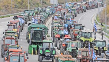 Θεσσαλία: Αποχωρούν σήμερα από τα μπλόκα οι αγρότες – Προγραμματίζουν συλλαλητήριο στην Αθήνα το επόμενο διάστημα