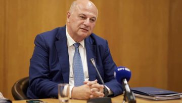 Τσιάρας: Δεν μπορούμε να παραμένουμε απαθείς θεατές – Υπάρχουν και όρια