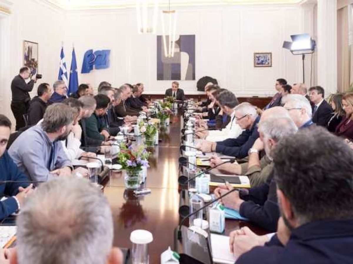 Τσιάρας: Είχαμε μια αναλυτική, ειλικρινή και παραγωγική συζήτηση – Εύχομαι κι ελπίζω να πρυτανεύσει η λογική