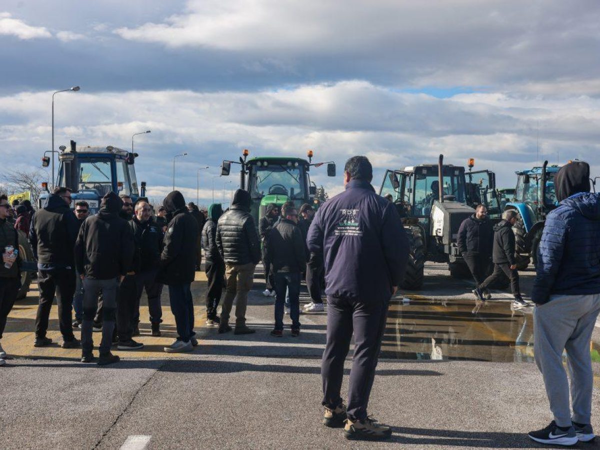 Αγρότες: Μπαίνουν στο τραπέζι του διαλόγου μετά από εβδομάδες στα μπλόκα – Ανοίγουν οι δρόμοι