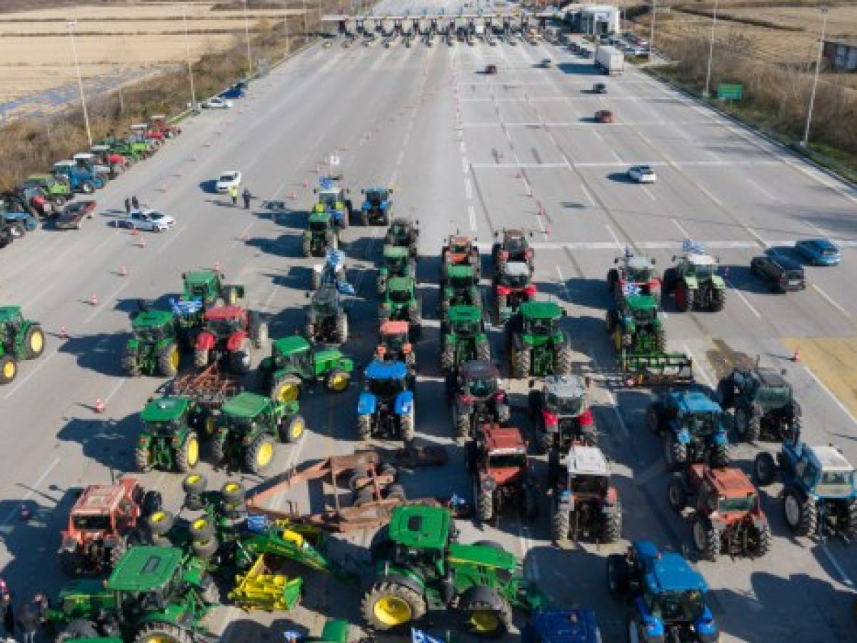 Αγρότες: Προς γενικό «μπλακ άουτ» στους δρόμους από 7 Γενάρη και κάθοδο στην Αθήνα